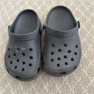 Kids Gray Crocs- no straps